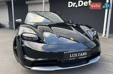 Универсал Porsche Taycan Cross Turismo 2023 в 
