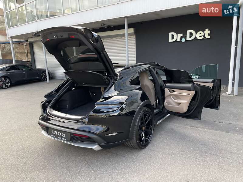Універсал Porsche Taycan Cross Turismo 2023 в Києві фото 79 Універсал Porsche Taycan Cross Turismo 2023 в Києві