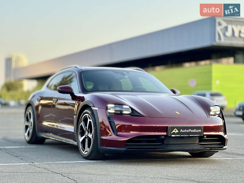 Універсал Porsche Taycan Cross Turismo 2021 в Києві