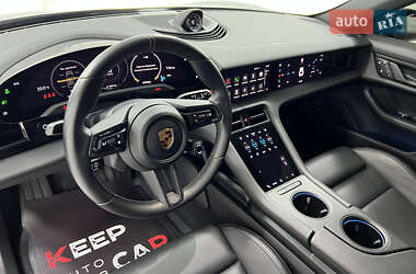 Седан Porsche Taycan Cross Turismo 2021 в 