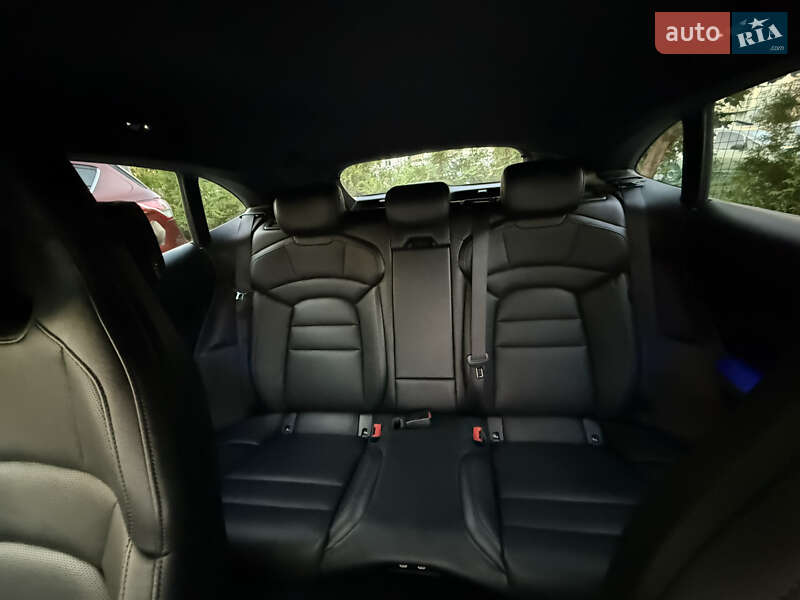 Универсал Porsche Taycan Cross Turismo 2021 в Киеве