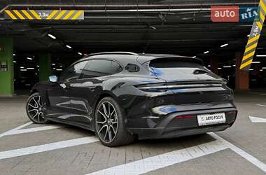 Универсал Porsche Taycan Cross Turismo 2023 в 