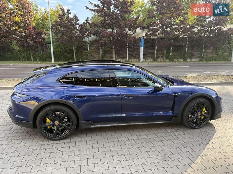 Универсал Porsche Taycan Cross Turismo 2022 в Киеве