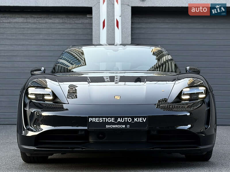 Універсал Porsche Taycan Cross Turismo 2023 в Києві