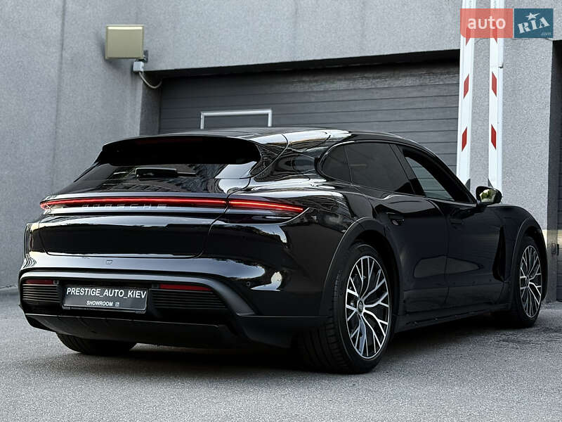 Універсал Porsche Taycan Cross Turismo 2023 в Києві