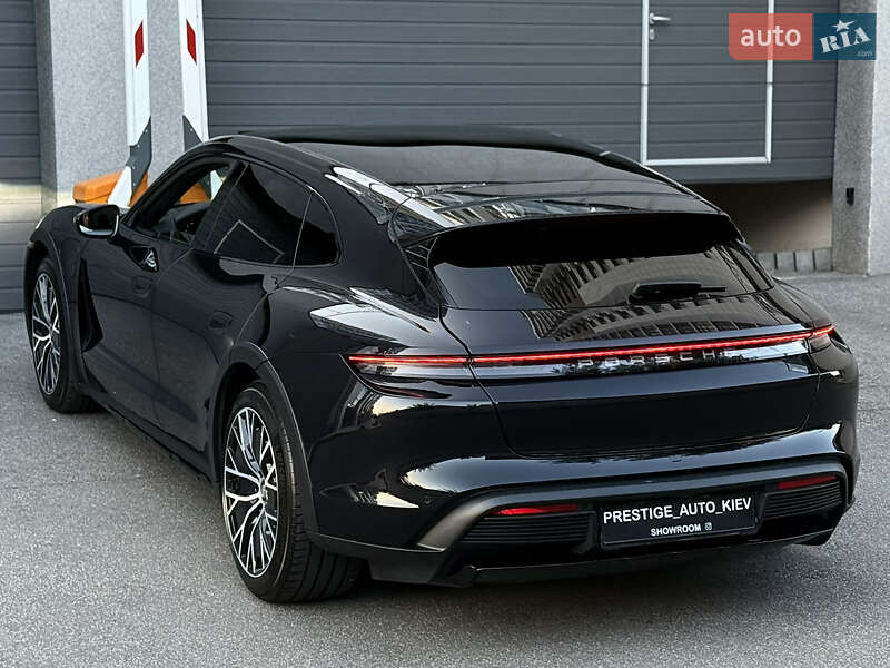 Універсал Porsche Taycan Cross Turismo 2023 в Києві