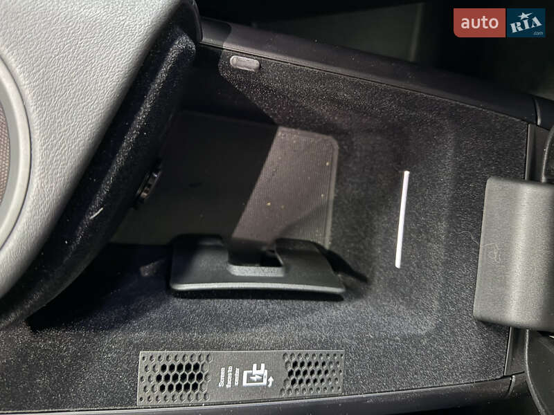 Універсал Porsche Taycan Cross Turismo 2023 в Києві