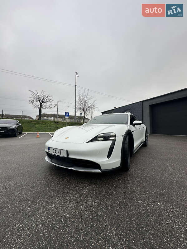 Универсал Porsche Taycan Cross Turismo 2021 в Киеве фото 30 Универсал Porsche Taycan Cross Turismo 2021 в Киеве