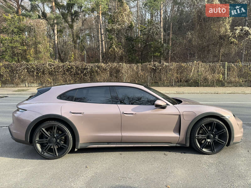 Универсал Porsche Taycan Cross Turismo 2021 в Киеве