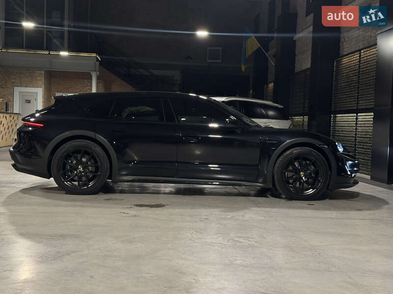 Универсал Porsche Taycan Cross Turismo 2021 в Луцке