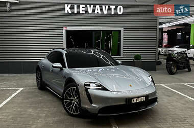 Универсал Porsche Taycan Cross Turismo 2021 в Киеве