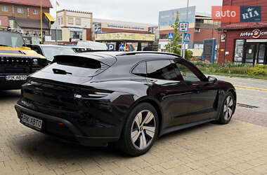 Универсал Porsche Taycan Sport Turismo 2024 в 