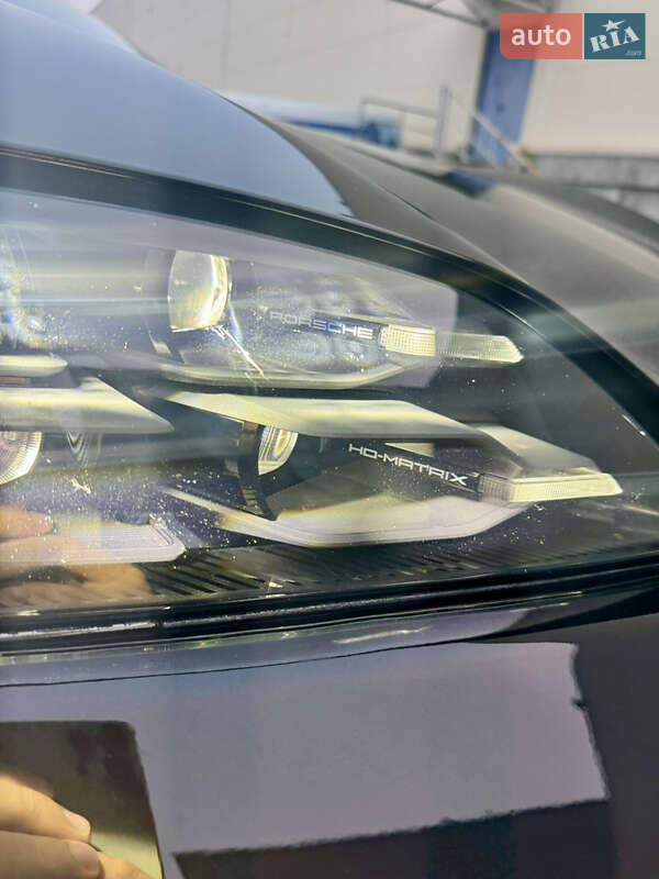 Универсал Porsche Taycan Sport Turismo 2024 в Львове фото 14 Универсал Porsche Taycan Sport Turismo 2024 в Львове