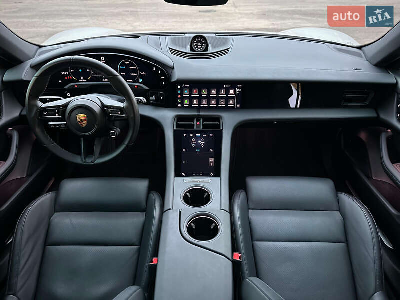 Універсал Porsche Taycan Sport Turismo 2023 в Києві фото 81 Універсал Porsche Taycan Sport Turismo 2023 в Києві