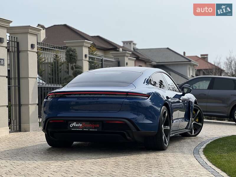 Седан Porsche Taycan 2021 в Одессе