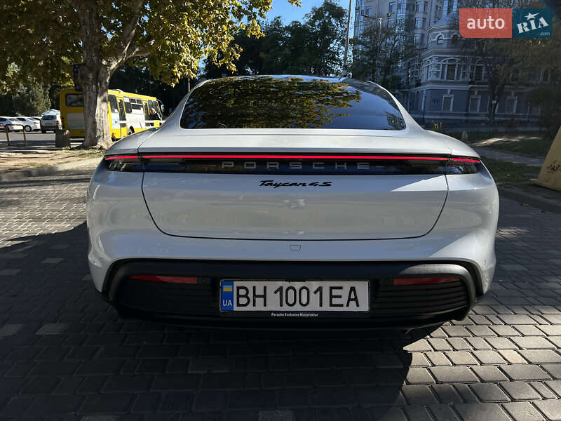 Седан Porsche Taycan 2020 в Одессе