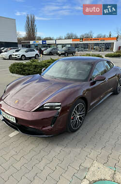 Седан Porsche Taycan 2021 в Одесі