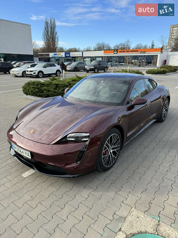 Седан Porsche Taycan 2021 в Одессе