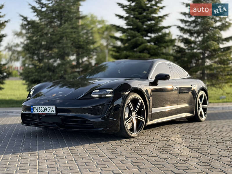 Porsche Taycan 2020