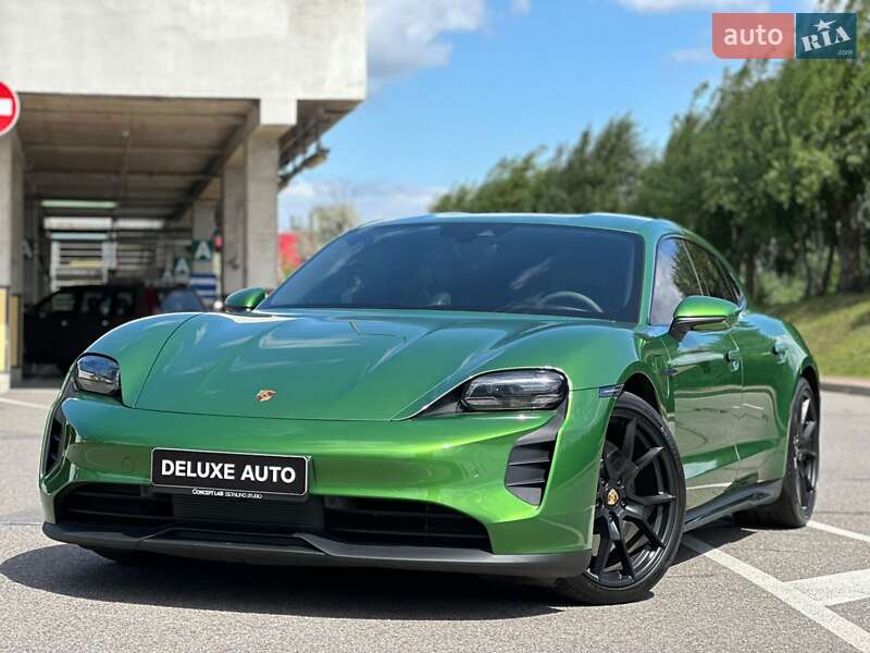 Седан Porsche Taycan 2022 в Києві