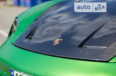 Седан Porsche Taycan 2020 в Коломиї