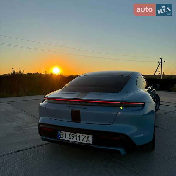 Седан Porsche Taycan 2020 в Полтаве