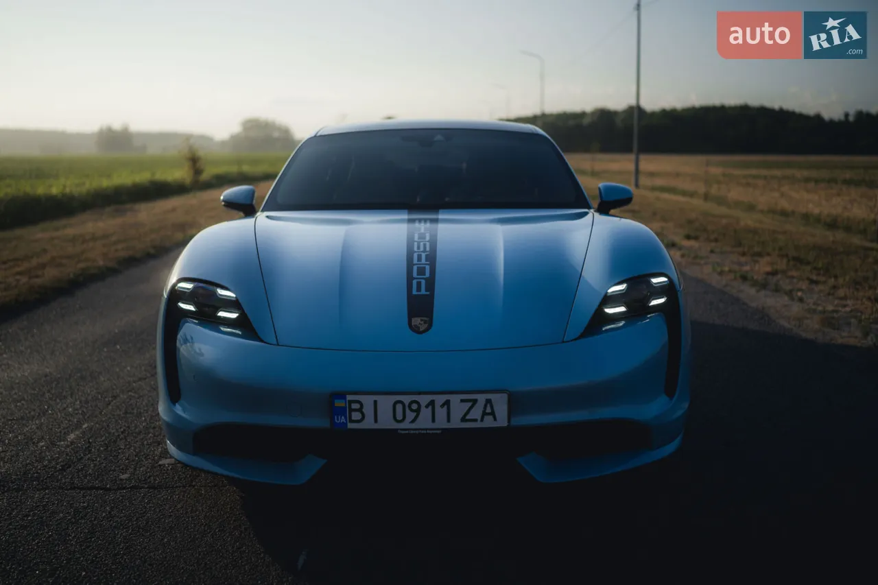 2021 Porsche Taycan - мініатюра 21