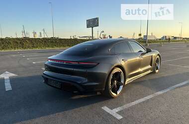 Седан Porsche Taycan 2020 в Львове