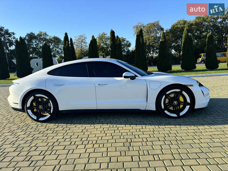 Седан Porsche Taycan 2021 в Одессе