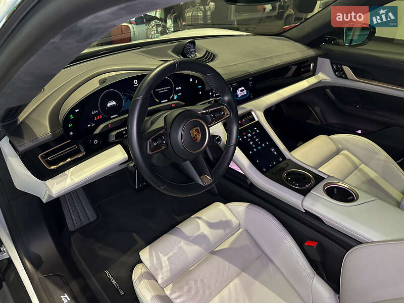 Седан Porsche Taycan 2021 в Одессе
