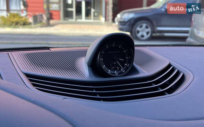 Седан Porsche Taycan 2021 в Львове фото 34 Седан Porsche Taycan 2021 в Львове