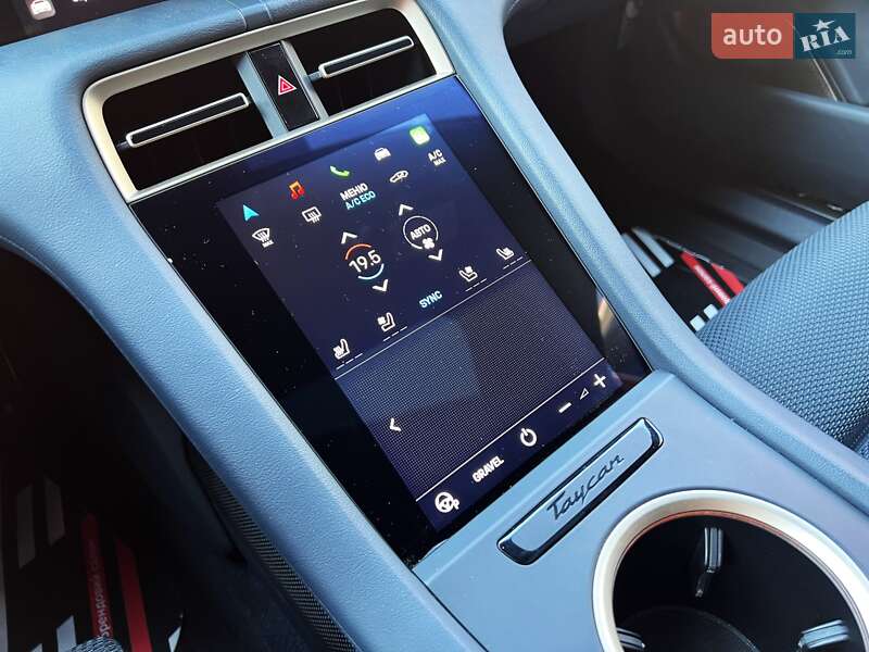 Седан Porsche Taycan 2021 в Львове фото 49 Седан Porsche Taycan 2021 в Львове