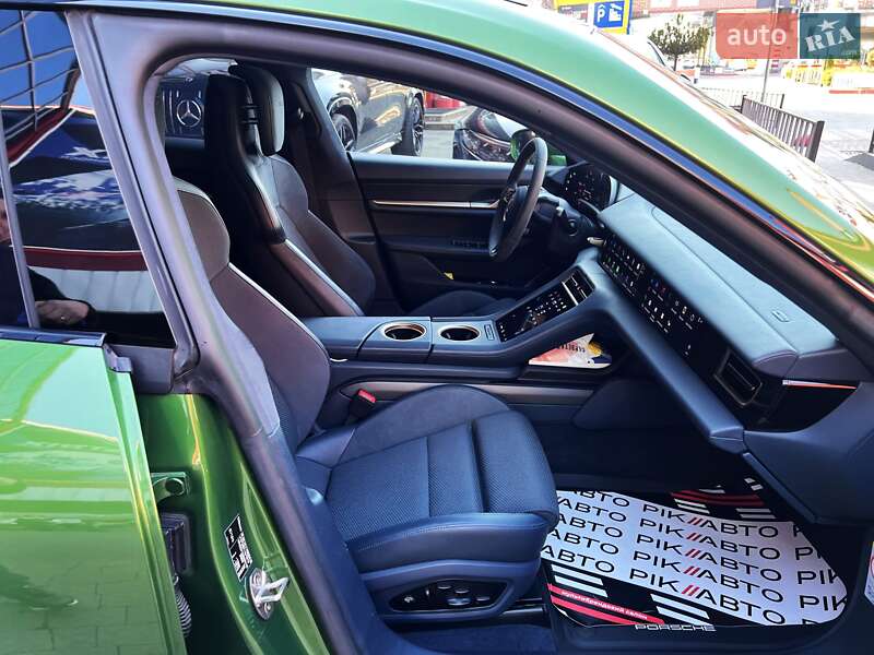 Седан Porsche Taycan 2021 в Львове фото 65 Седан Porsche Taycan 2021 в Львове