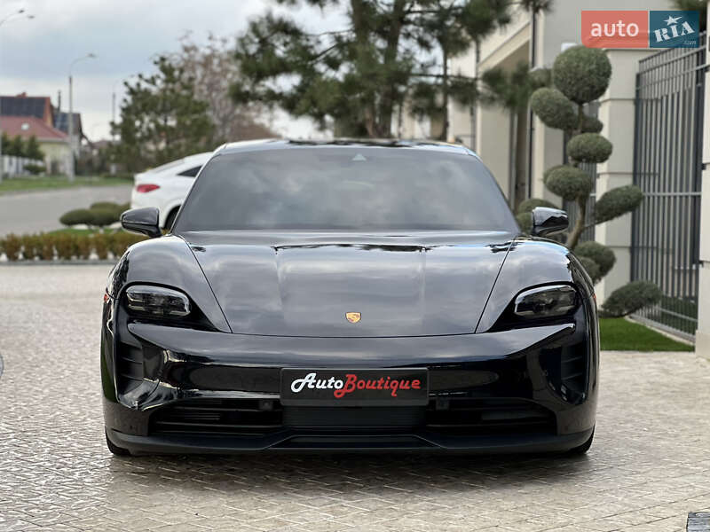 Седан Porsche Taycan 2022 в Одессе