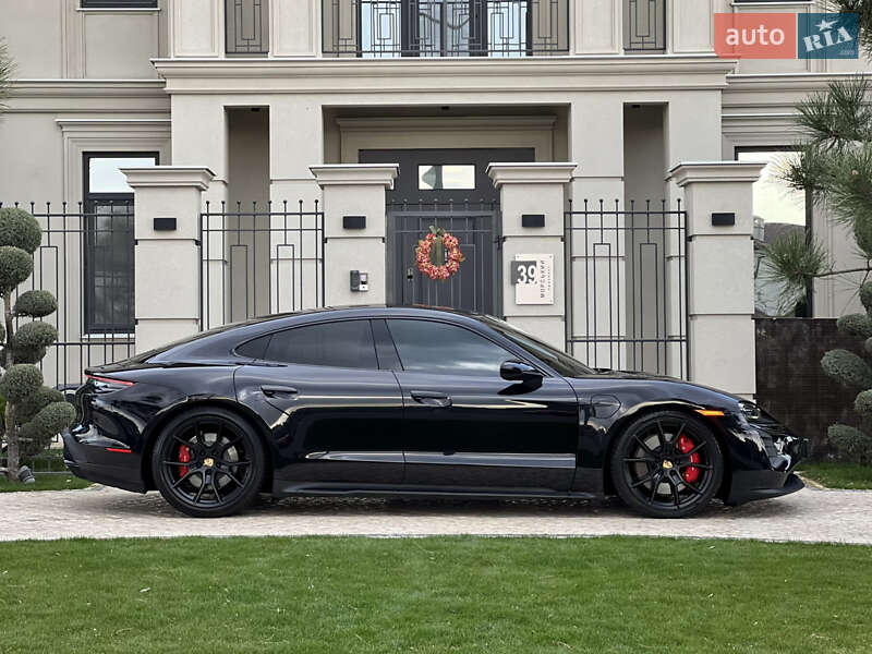 Седан Porsche Taycan 2022 в Одессе