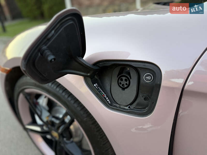 Седан Porsche Taycan 2022 в Ровно фото 35 Седан Porsche Taycan 2022 в Ровно