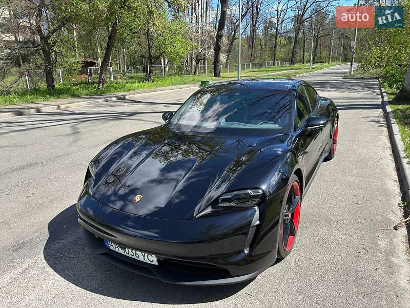 Porsche Taycan 2020