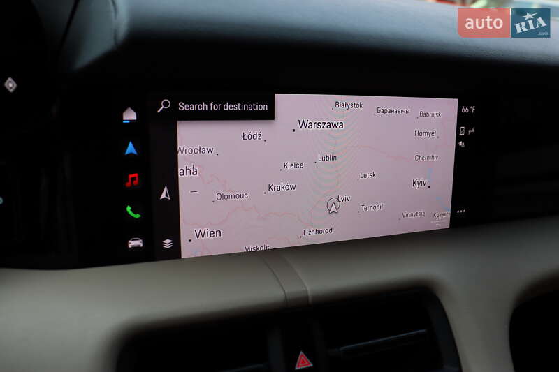 Седан Porsche Taycan 2021 в Львове