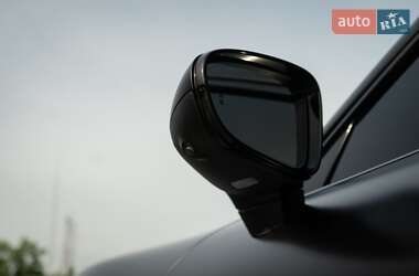 Седан Porsche Taycan 2021 в 