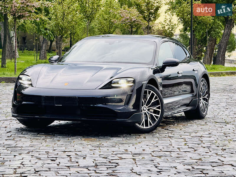 Седан Porsche Taycan 2022 в Киеве