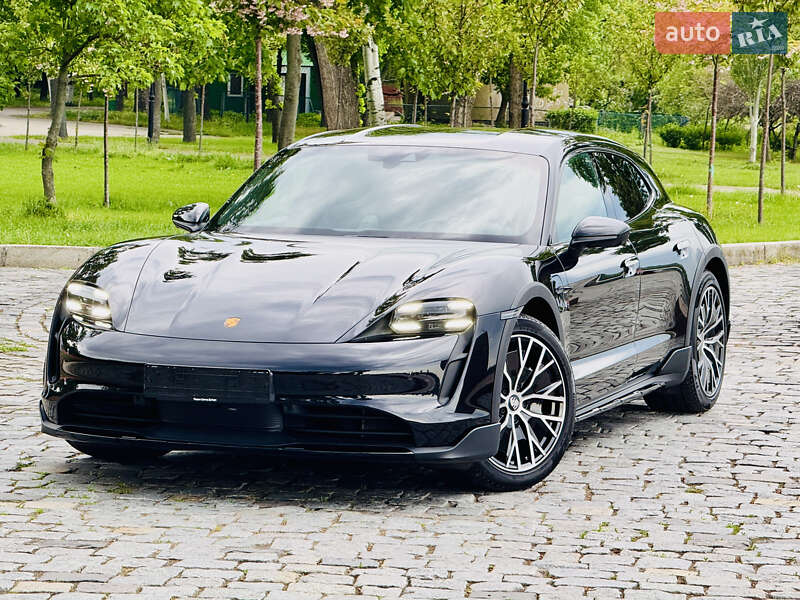 Седан Porsche Taycan 2022 в Киеве