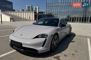 Седан Porsche Taycan 2021 в Одесі