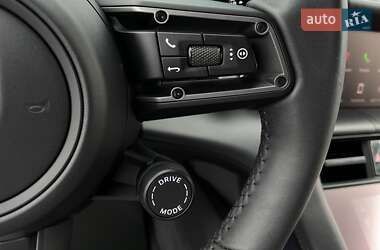 Седан Porsche Taycan 2020 в 