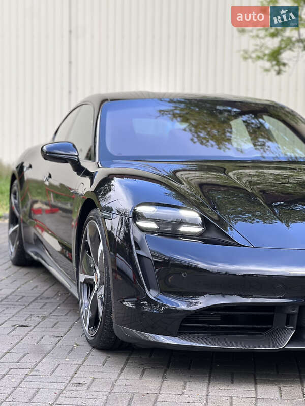 Седан Porsche Taycan 2020 в Днепре