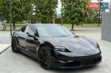 Седан Porsche Taycan 2022 в Луцке