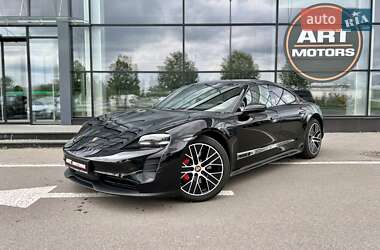 Седан Porsche Taycan 2021 в Киеве