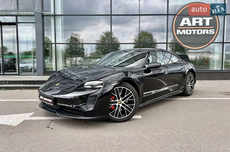 Porsche Taycan 2021