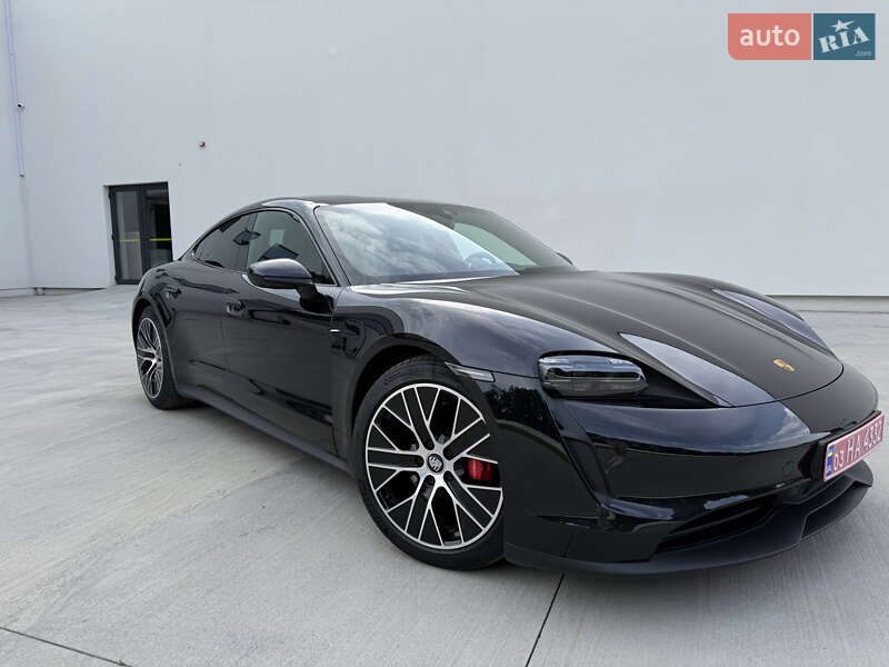 Седан Porsche Taycan 2021 в Луцке