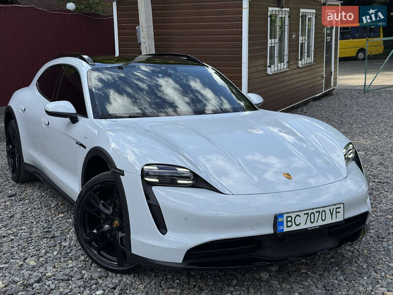 Седан Porsche Taycan 2021 в Трускавце