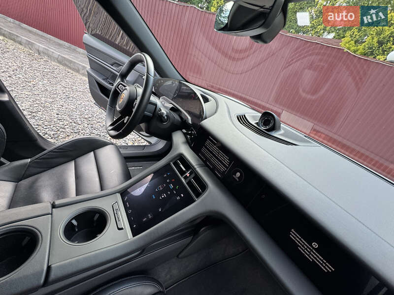 Седан Porsche Taycan 2021 в Трускавце